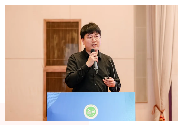 1740982468214292.png 1740982464376.png